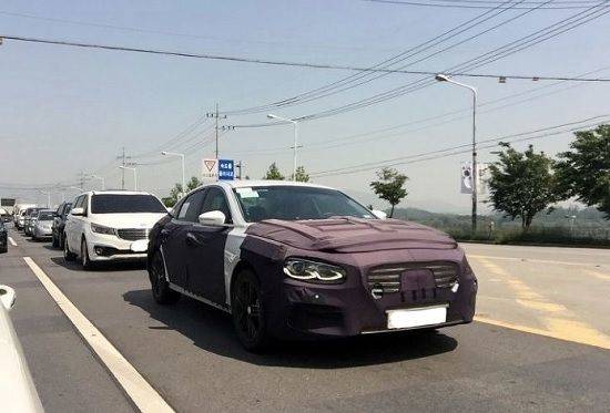 ▲ 현대차의 신형 그랜저 스파이 샷.ⓒ클럽 IG