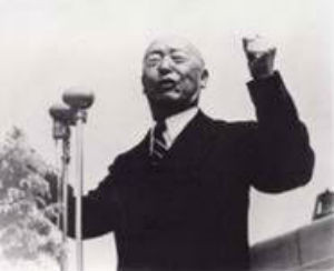 ▲ "뭉치면 살고 흩어지면 죽는다"는 이승만의 유명한 연설.(자료사진)