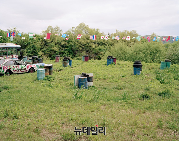 ▲ Commercial Landscapes ⓒ 김혜원