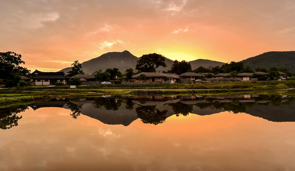 ▲ 디지털사진 부문 최우수 수상작 이상운 씨의 ‘외암 민속마을’.ⓒ충남도