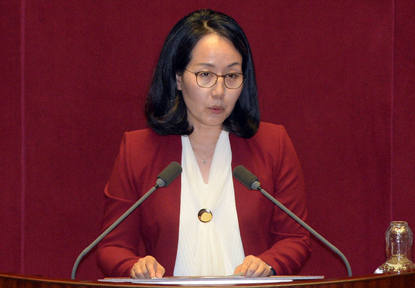새누리당 김현아 대변인이 25일 최순실 사건에 대해 
