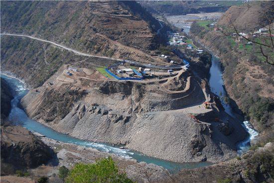 ▲ GIF 제2호가 투자한 파키스탄 파트린드 수력발전소 건설 현장. ⓒ뉴데일리경제 DB