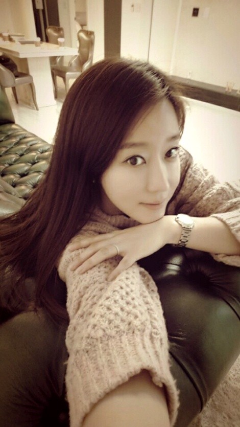 ▲ '아이리시 어퍼컷' 출연진과 함께 한 즐거운 회식 장면. 우측에 배우 김미경의 모습도 보인다.