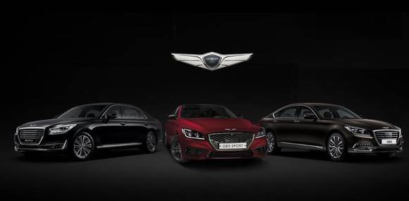 ▲ 제네시스 브랜드의 EQ900(왼쪽), G80 스포츠(가운데), G80.ⓒ현대차
