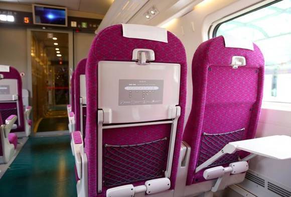 ▲ 수서발 고속철도(SRT) 일반실 좌석.ⓒ㈜SR