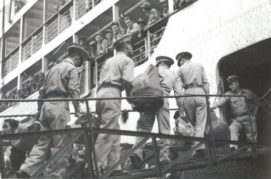 전쟁 중에도 한국군 장교들은 미국 유학의 길에 올랐다. 이승만 대통령이 미군사원조 자금 일부를 교육에 투자한 것.(자료사진)
