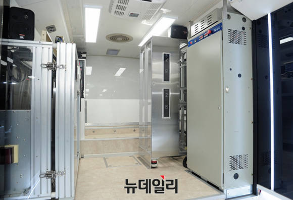 ▲ 티센크루프의 티센 트레이닝버스 내부.ⓒ공준표 기자