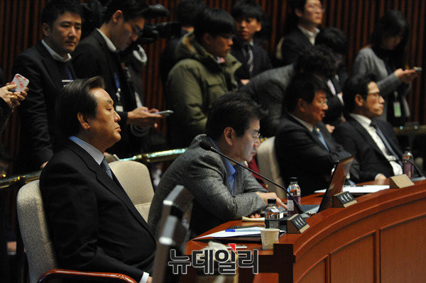 ▲ 새누리당내 비박계로 분류되는 김무성, 강석호 이종구, 정병국 의원(왼쪽부터). ⓒ뉴데일리 이종현 기자