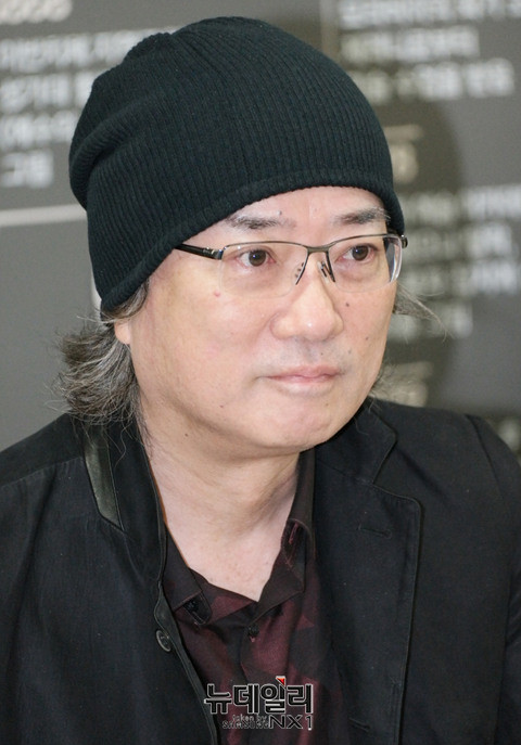 '이즈부치 유티카(Izubuchi Yutaka)' 작가 ⓒ 뉴데일리 공준표