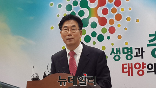 ▲ 충북도 설문식 정무부지사가 5일 도청에서 내년도 정부예산 확보 관련 브리핑을 하고 있다.ⓒ김종혁 기자