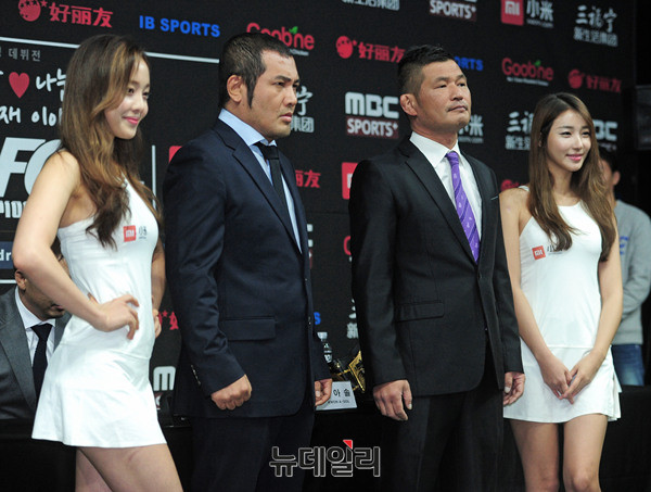 ▲ 왼쪽부터 피트니스 모델 최설화, 배우 김보성, 콘도 테츠오 선수, 로드걸 임지우 ⓒ 뉴데일리 공준표