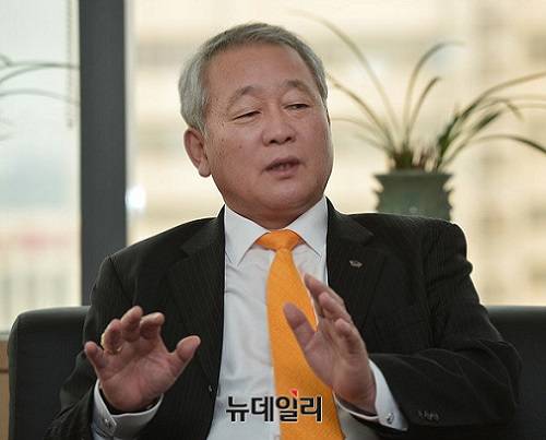 ▲ 한국장학재단 안양옥 이사장이 국가장학금 등 대학생 지원 계획에 대해 설명하고 있다. ⓒ뉴데일리 정상윤 기자