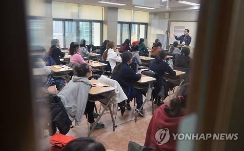 ▲ 경기 화성시 봉담읍 내 고교가 단 한곳에 그쳐 주민들이 고교 신설을 강력히 요구하고 있다. (자료사진) ⓒ 연합뉴스