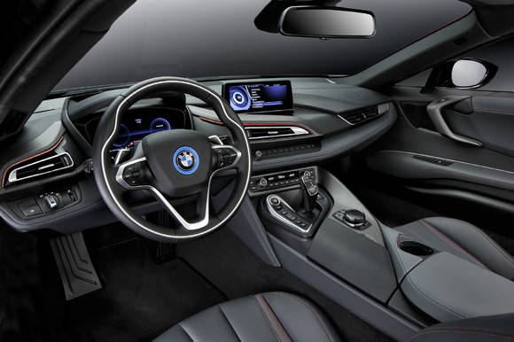 ▲ BMW i8 프로토닉 레드.ⓒBMW