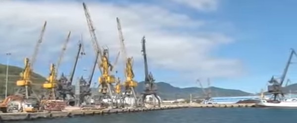 ▲ 2016년 3분기까지 러시아의 대(對)북한 수출 품목 중 석탄이 가장 많은 것으로 확인됐다. 사진은 북한 나진항 부두 자료사진.ⓒ日'NHK'중계영상 캡쳐