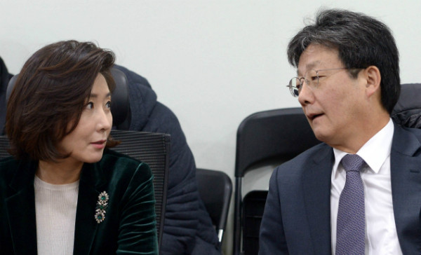 ▲ 새누리당 유승민 전 원내대표는 15일 오후 비록 나경원 의원의 실명을 직접 거론하지는 않았지만, 동료 의원들에게 사실상 나경원 의원 지지를 호소하는 내용의 보도자료를 배포했다. ⓒ뉴시스 사진DB