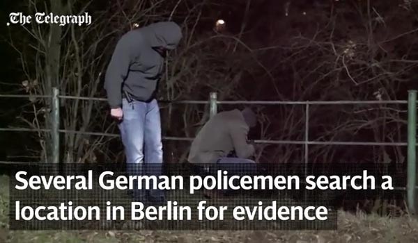 베를린 트럭 테러 현장 주변을 수색 중인 독일 경찰. 독일 경찰은 베를린 트럭 테러 이후 제보로 붙잡힌 파키스탄 출신 20대 난민신청자를 조사한 뒤 범죄 연관성이 없다며 석방했다고 한다. ⓒ英텔레그라프 관련보도 화면캡쳐