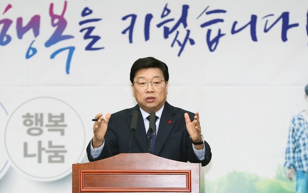 ▲ 권선택 대전시장이 22일 송년 기자 브리핑을 하고 있다.ⓒ대전시