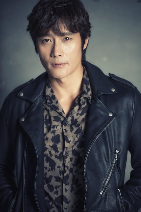 ▲ '연기 마스터' 배우 이병헌이 영화 '마스터'에서 희대의 사기범 진현필로 분해 화제를 모으고 있다.  ⓒ 뉴데일리