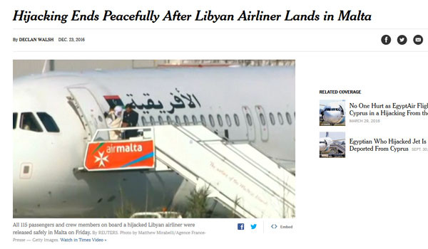 ▲ 지난 23일 오전 11시 30분경(현지시간) 리비아 국내선 여객기 한 대가 납치를 당해 몰타에 착륙했다. 납치극은 한 명의 부상자도 없이 4시간 만에 끝났다. ⓒ美뉴욕타임스(NYT) 관련보도 화면캡쳐