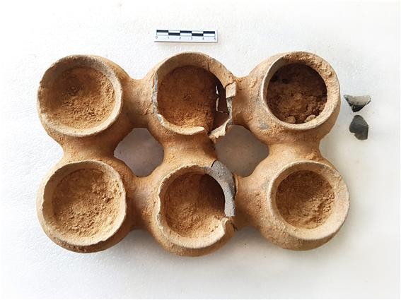 ▲ 백제시대 13호 토광묘 출토 육연호 토기.ⓒ충남도