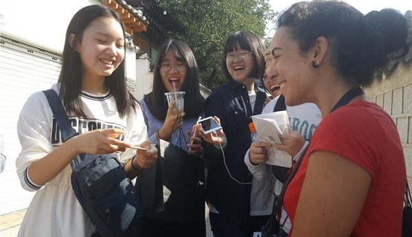 ▲ ‘2016학년도 수학여행 우수사례 공모전’에서 교육부장관상을 수상한 충북 옥천여중의 테마 여행 모습.ⓒ충북교육청