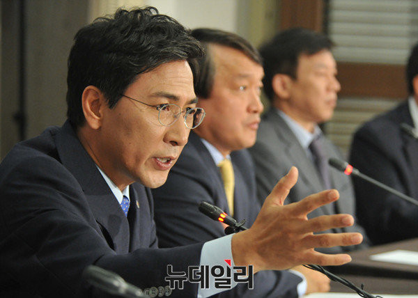 ▲ 안희정 충남지사. ⓒ뉴데일리 이종현 기자