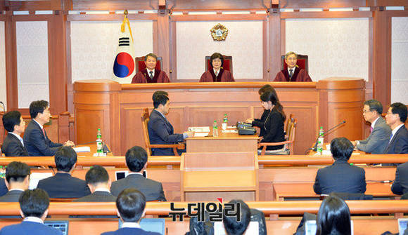 박근혜 대통령 탄핵을 심리 중인 헌법재판소가 3일 첫 변론에 돌입했다. ⓒ 뉴데일리