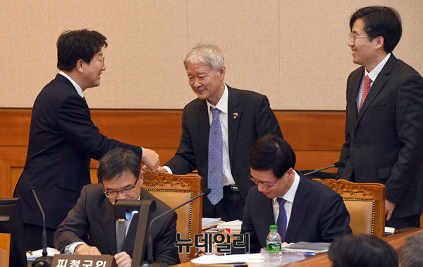 ▲ 서석구 변호사(가운데). ⓒ뉴데일리 DB