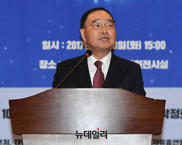 ▲ 정홍원 박정희 탄생 100돌 기념사업 추진위원회 위원장. ⓒ뉴데일리 강유화 기자