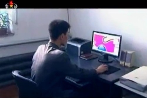 ▲ 중국에서 활동하던 북한 IT관련 외화벌이 일꾼과 해커 10여 명이 지난 11일 집단 탈북했다는 보도가 나왔다. 사진은 北'조선중앙TV'의 김정은 선전영상 일부.ⓒ北선전매체 영상 캡쳐
