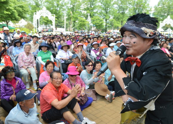 ▲ 충북 음성군 품바축제 장면.ⓒ음성군