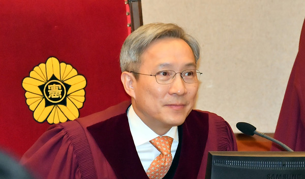 ▲ 박근혜 대통령 탄핵심판 주심인 강일원 재판관. ⓒ뉴시스