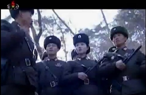 ▲ 최근 북한 주민들 사이에서 병역을 기피하는 현상이 크게 늘어난 것으로 알려졌다. 사진은 북한 인민군.ⓒ北선전매체 영상 캡쳐