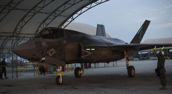 ▲ 日이와쿠니 해병기지에 도착, 주기 중인 F-35B 스텔스 전투기. ⓒ美해병대 홈페이지 공개사진