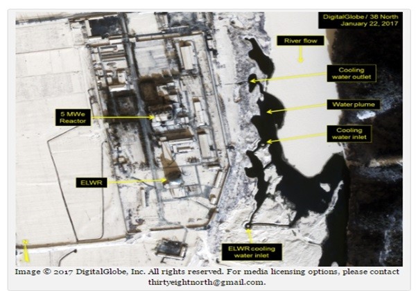 ▲ 美국무부는 북한이 영변 핵단지에서 플루토늄 생산용 원자로를 재가동한 징후가 포착됐다는 美북한 전문매체 ‘38노스’의 관측과 관련해 “북한은 긴장감을 조성하지 말라”고 촉구했다. 사진은 지난 22일(현지시간) 상업위성이 촬영한 북한 영변 핵단지 모습.ⓒ‘38노스’ 홈페이지 캡쳐