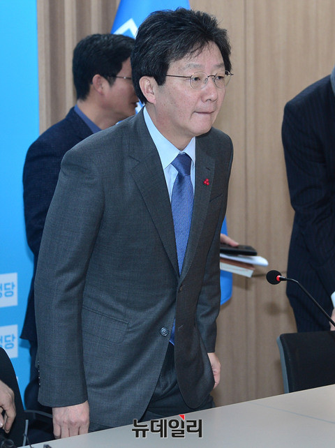 ▲ 왼쪽부터 정병국 바른정당 대표, 유승민 의원, 남경필 경기지사, 원희룡 제주지사 ⓒ 뉴데일리 공준표