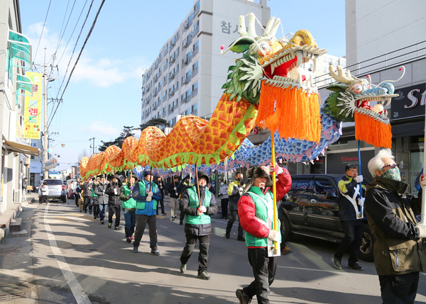 ▲ 거룡승천제 가두행진 모습.ⓒ충주시