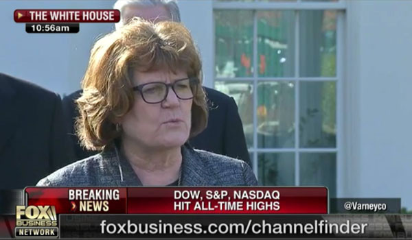 ▲ 트럼프 정부의 세제 개혁 발표로 美증시는 물론 아시아 증시까지 일제히 상승세를 보였다. 사진은 美백악관 발표 속보. ⓒ美폭스 비즈니스 화면캡쳐