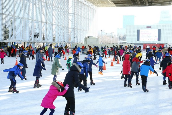 ▲ 엑스포시민광장 야외스케이트장 모습.ⓒ대전시