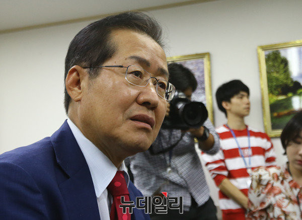 ▲ 홍준표 경남도지사. 그는 '성완종 리스트' 관련 재판 항소심에서 무죄를 선고받았다. ⓒ뉴데일리 이종현 기자