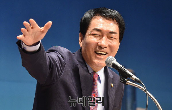 ▲ 자유한국당 안상수 의원. ⓒ뉴데일리 이종현 기자
