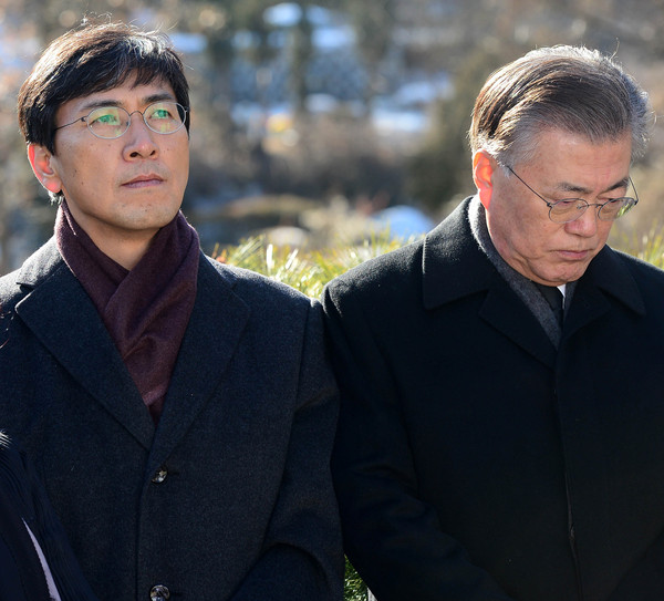 ▲ 안희정 충남지사와 문재인 더불어민주당 전 대표. ⓒ뉴시스