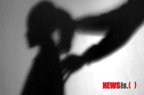 ▲ 학교폭령 피해응답률은 매년 감소하고 있지만 성폭력 사안은 증가하고 있는 것으로 나타나 정부가 예방 대책을 내놓았다. ⓒ뉴시스