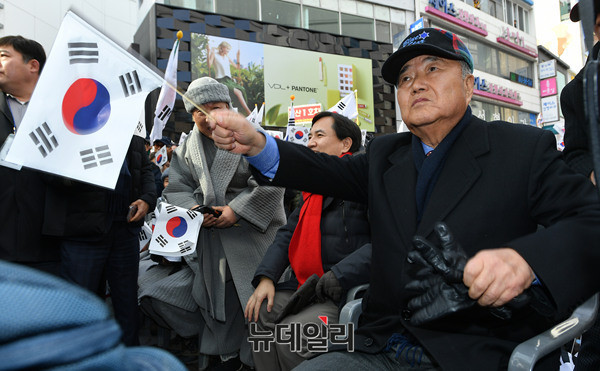 ▲ 탄기국 공동대표를 맡고 있는 권영해 전 국방장관. ⓒ 뉴데일리DB