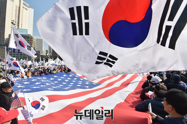 ▲ 16차 태극기집회. ⓒ뉴데일리 이종현 기자