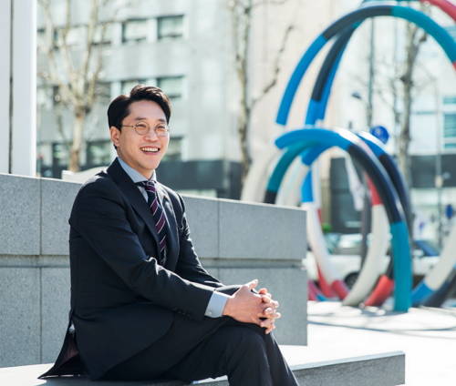 ▲ 푸르덴셜생명 20번째 조혈모세포 기증자인 하나에이전시 강대원 라이플래너ⓒ푸르덴셜생명