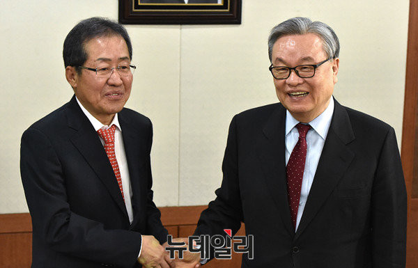 ▲ 자유한국당 소속 홍준표 경남도지사가 12일, 대법원 재판일까지 '당원권 정지' 징계에서 벗어났다. ⓒ뉴데일리 이종현 기자