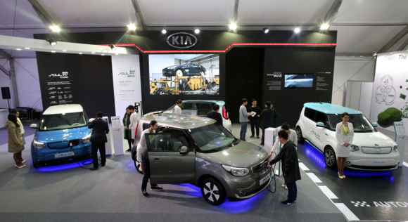 ▲ 기아자동차는 17일 개막하는 제4회 국제 전기자동차 엑스포에서 2018 쏘울 EV 등을 전시한다.ⓒ기아자동차