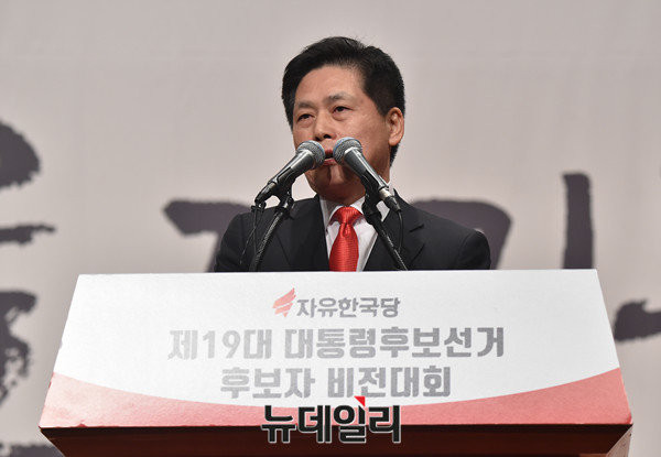 ▲ 자유한국당 소속 김진 전 중앙일보 논설위원. ⓒ뉴데일리 이종현 기자